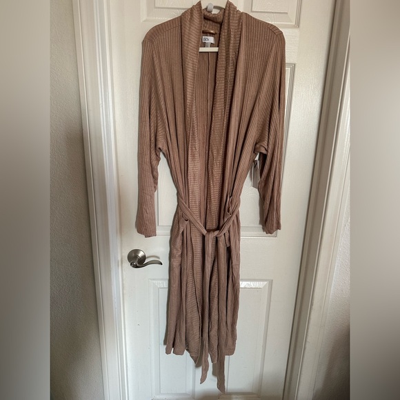 Nordstrom Ribbed Tan Neutral Robe - Picture 1 of 6